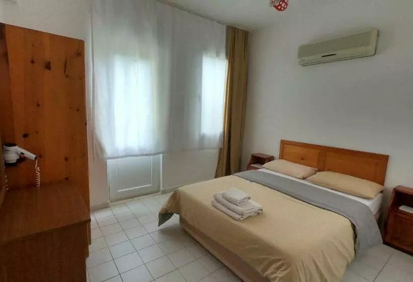 庭の見える1ベッドルームアパートメント, Sarıhan Apart Otel