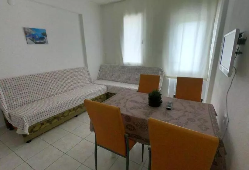 プールビュースイート, Sarıhan Apart Otel