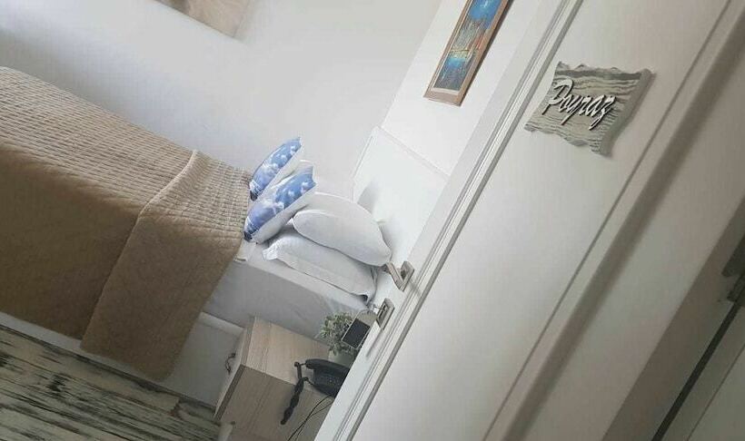 غرفة قياسية مطلّة علي البحر مزوَّدة بشُرفة, Urla Yelken Hotel   Adults Only