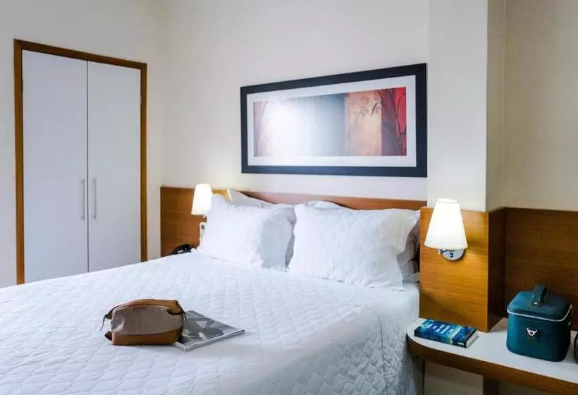 スイート, Vitoria Regia Hotel Bauru