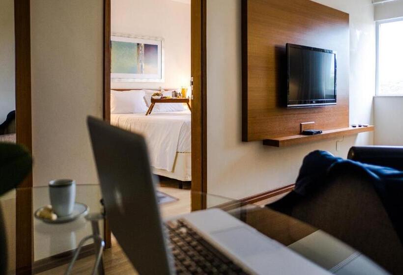 스위트, Vitoria Regia Hotel Bauru