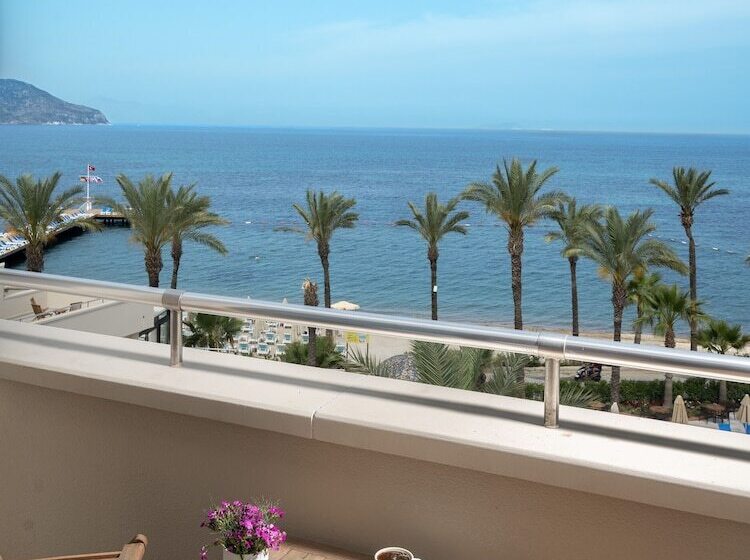 Standard Room Sea View