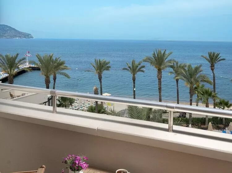اتاق استاندارد با چشم‌انداز دریا, Arin Resort Bodrum