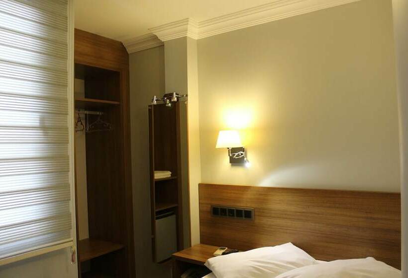 اتاق استاندارد یک نفره, Nur