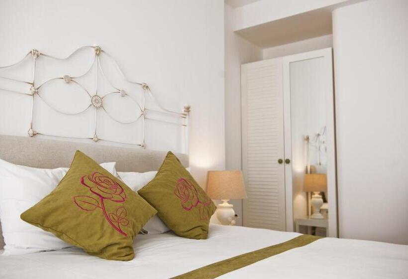 اتاق استاندارد, Sade Alacati