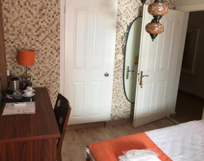 Standardrum, Foca Antik