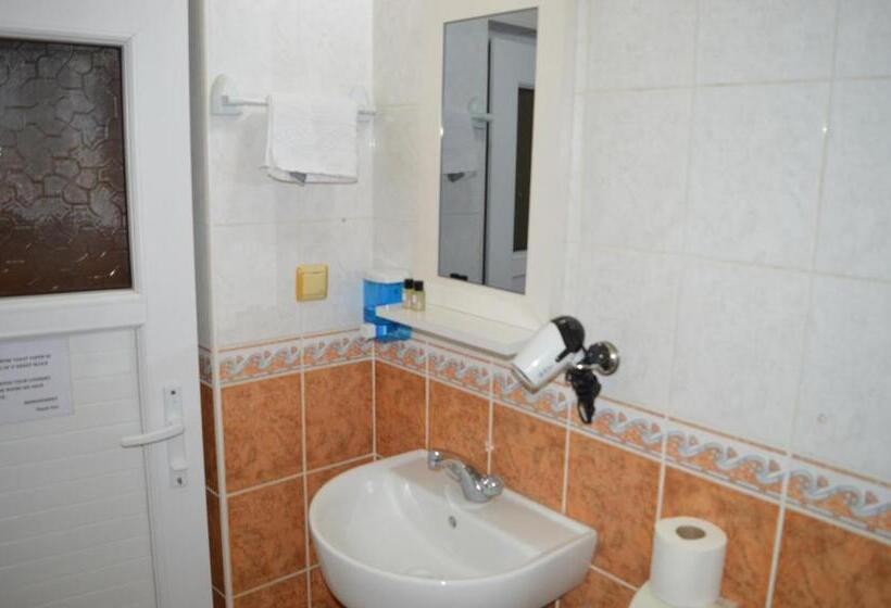 スタンダード４人部屋, Hostel Terra Vista