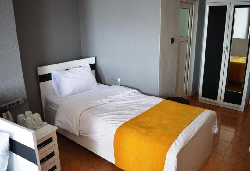 スタンダード４人部屋, Hostel Terra Vista