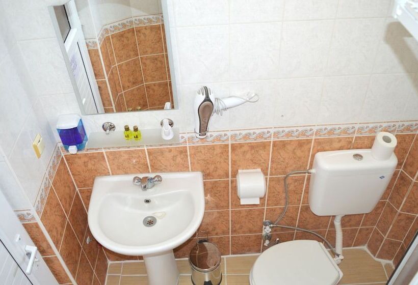 اتاق اکونومی, Hostel Terra Vista