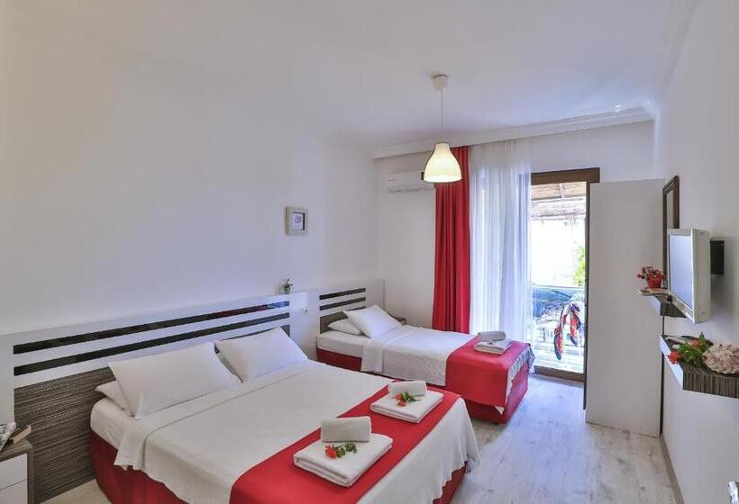 חדר סטנדרט לשלושה, Antiphellos Pension Küçükçakıl