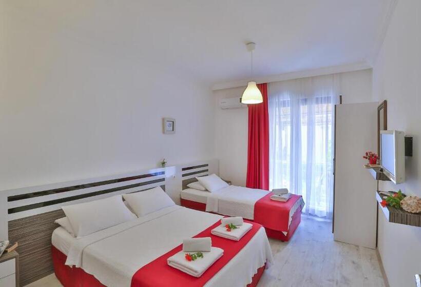 חדר סטנדרט לשלושה, Antiphellos Pension Küçükçakıl