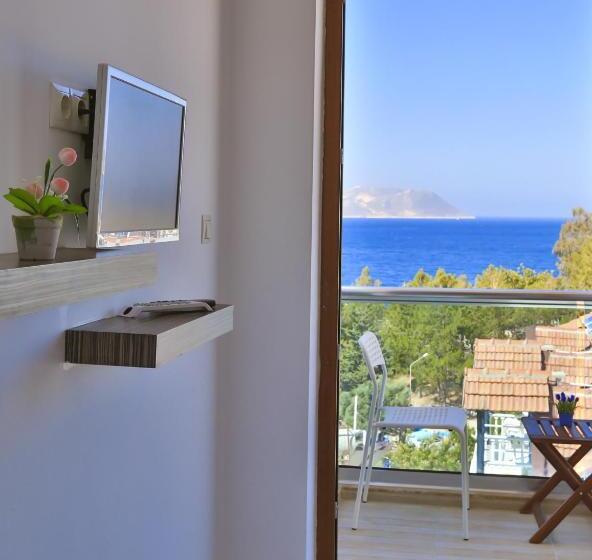 חדר סטנדרט נוף לים עם מרפסת, Antiphellos Pension Küçükçakıl