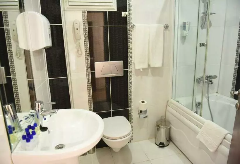 Standard Kolmen Hengen Huone, Carpediem Diamond