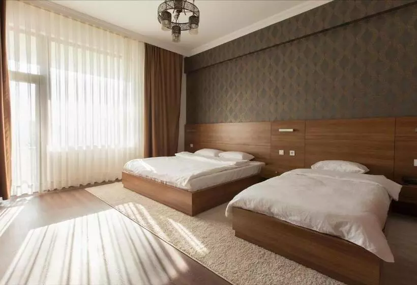 Deluxe Kolmen Hengen Huone, Carpediem Diamond