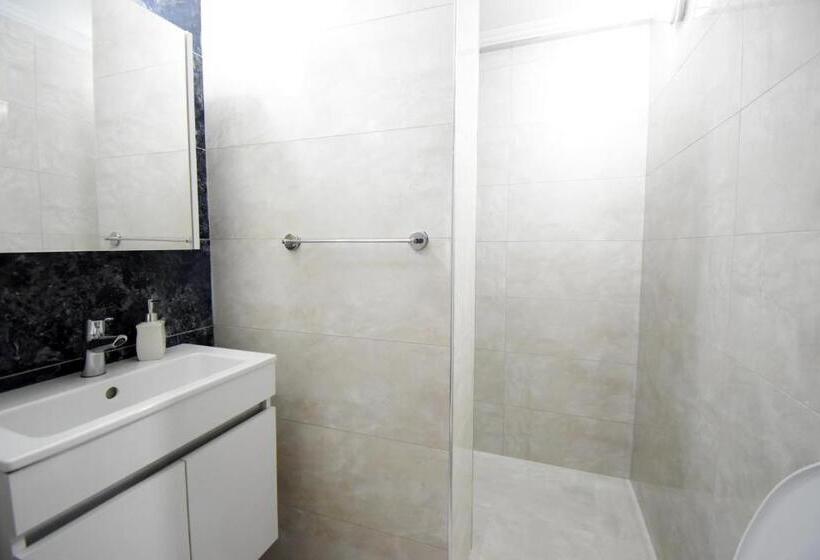 חדר סטנדרט, Eroglu City