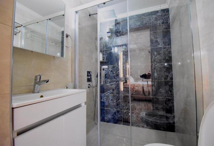 סוויטה, Eroglu City