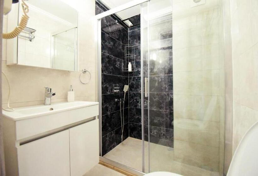 סוויטה, Eroglu City