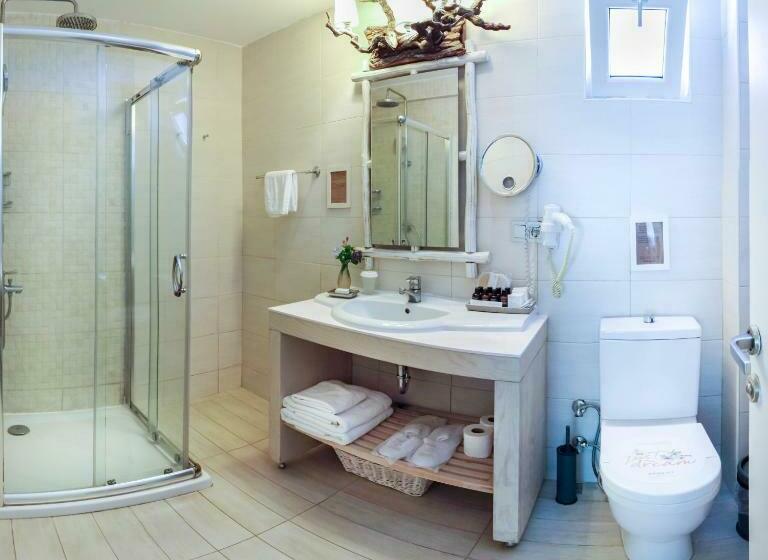 디럭스 룸, Golden Key Bordubet