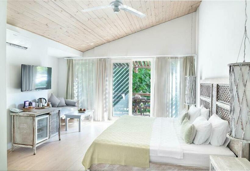 디럭스 룸, Golden Key Bordubet