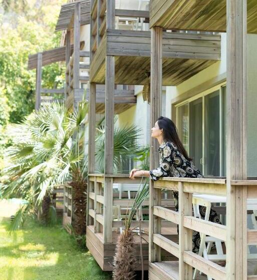 발코니 디럭스 룸, Golden Key Bordubet