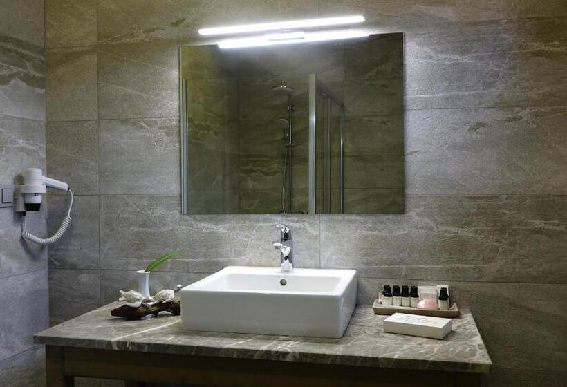 디럭스 스위트, Golden Key Bordubet