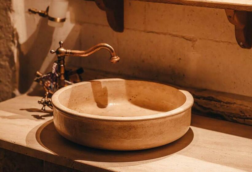 Camera Standard, Hanzade Cappadocia