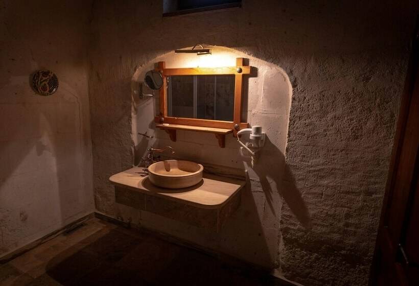 Camera Standard, Hanzade Cappadocia