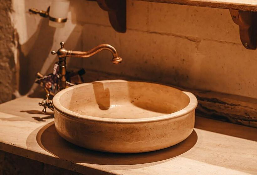 Camera Standard, Hanzade Cappadocia