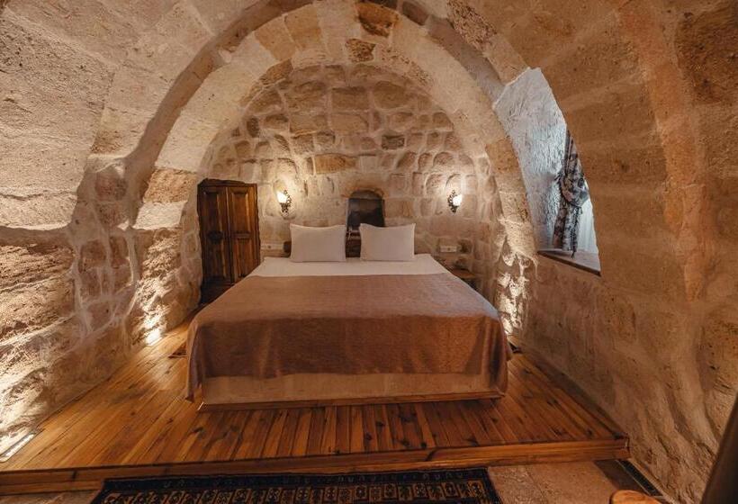 Camera Familiare, Hanzade Cappadocia