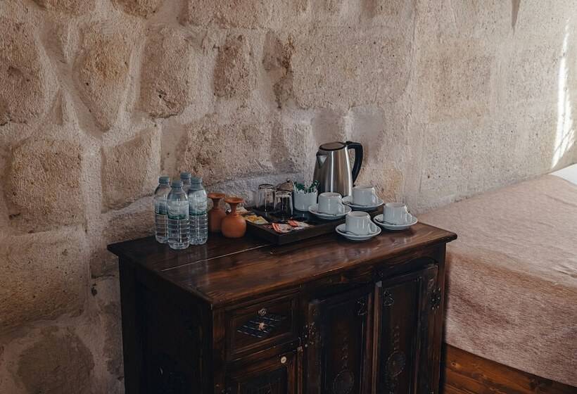 Camera Familiare, Hanzade Cappadocia