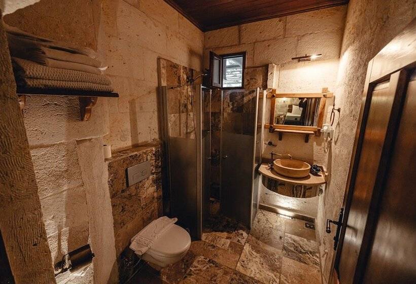 Camera Familiare, Hanzade Cappadocia