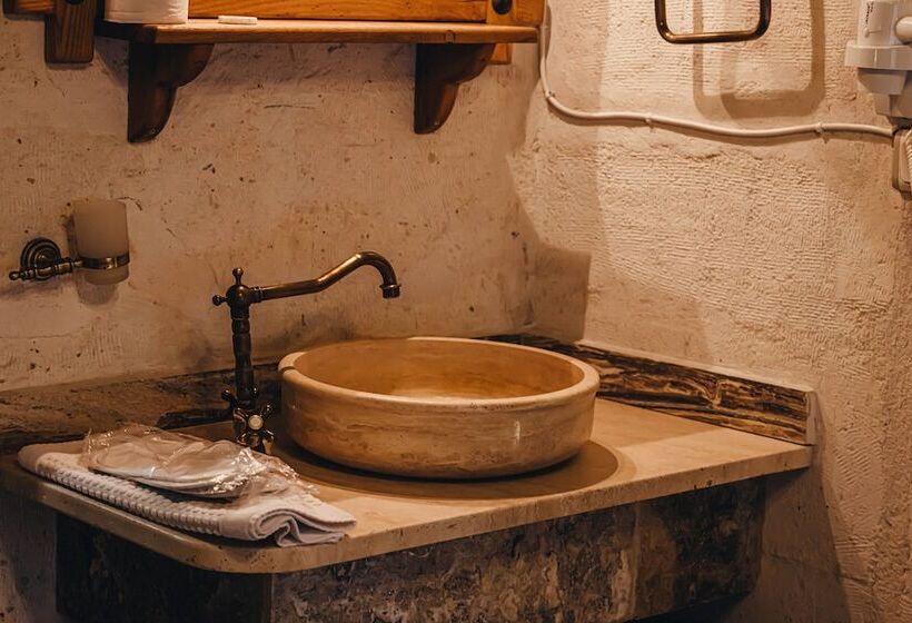 Camera Standard, Hanzade Cappadocia