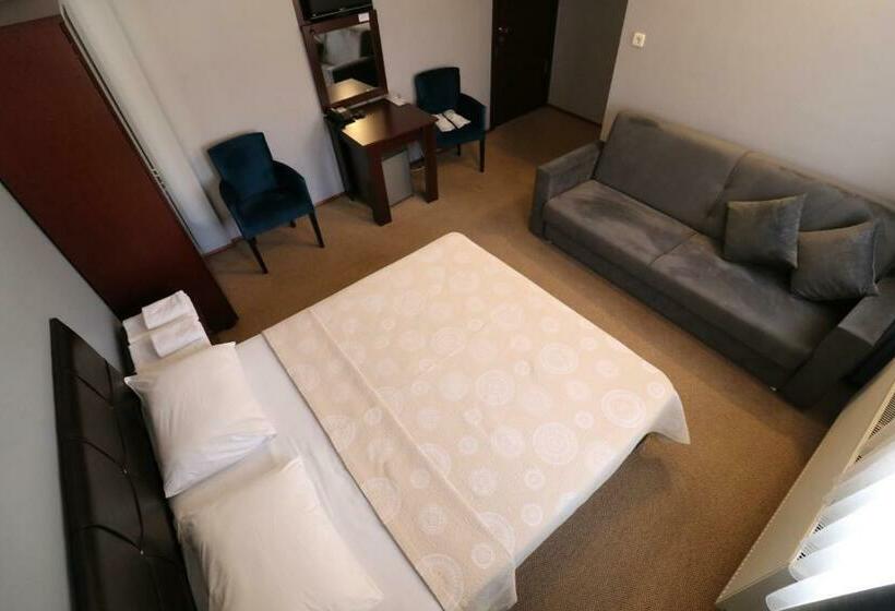 اتاق خانوادگی, Ipekyolu