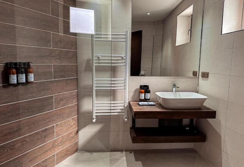 스탠다드 룸 킹사이즈 침대, Osmanli Cappadocia