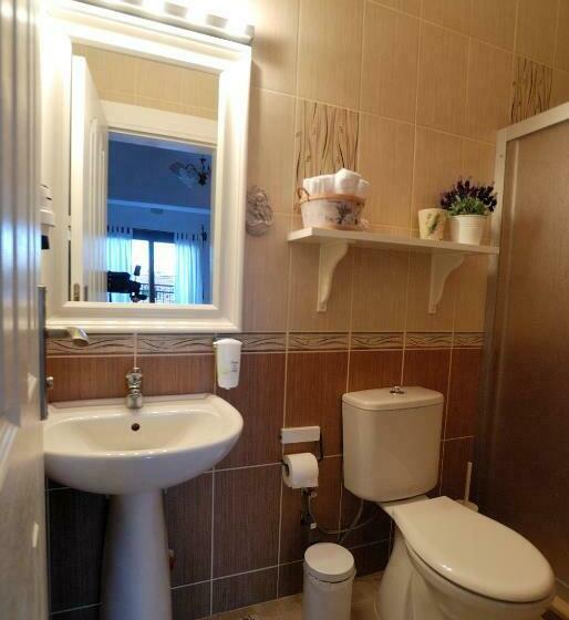 豪华房间, Peri Art