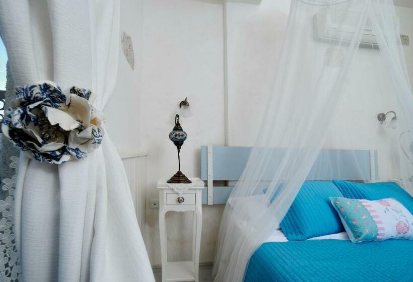 豪华房间, Peri Art