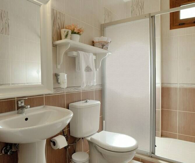 豪华房间, Peri Art