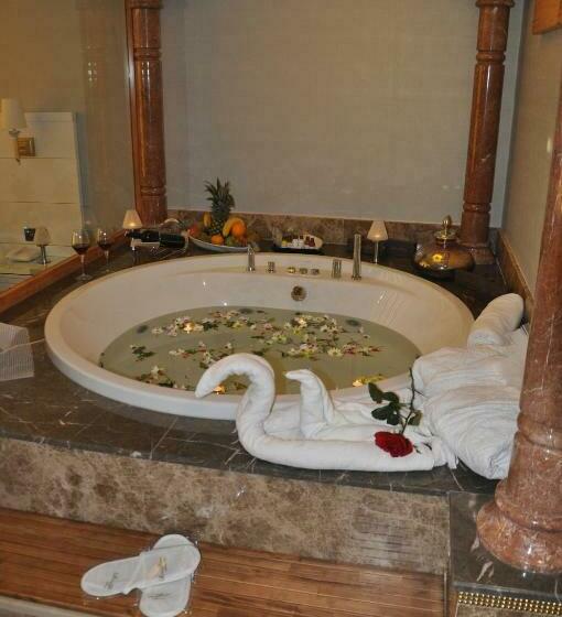 キングサイズベッドのスイートルーム, Sivas Revag Otel