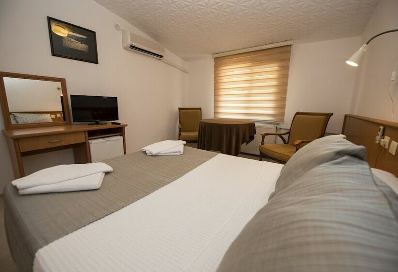 اتاق استاندارد یک نفره, Otel Diyojen