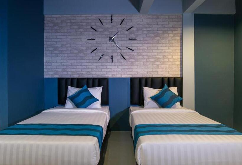 غرفة قياسية, Amity Poshtel