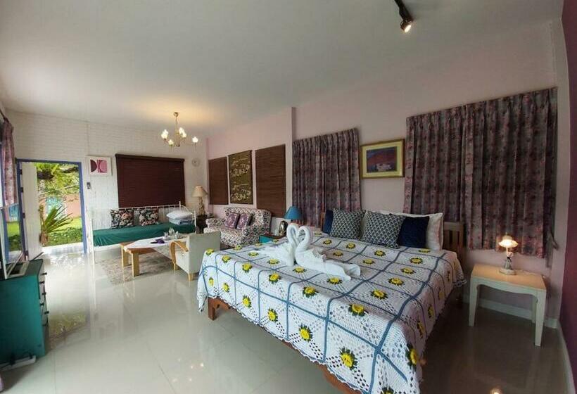 Номер Deluxe, Gumbie House