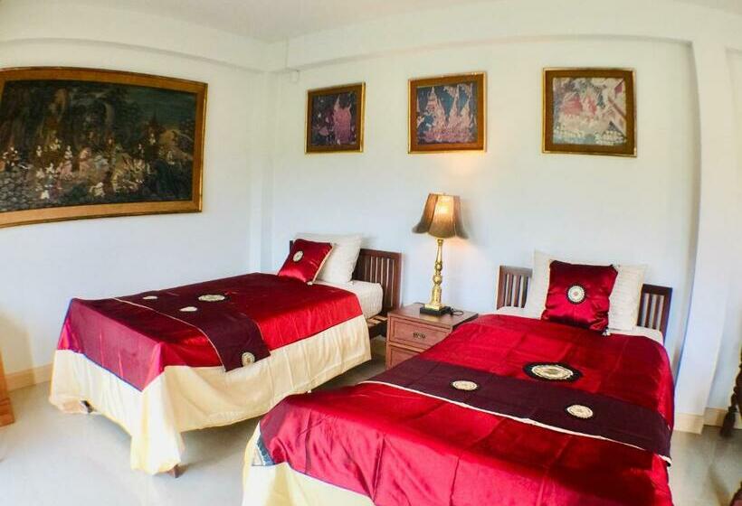 Номер Deluxe, Gumbie House