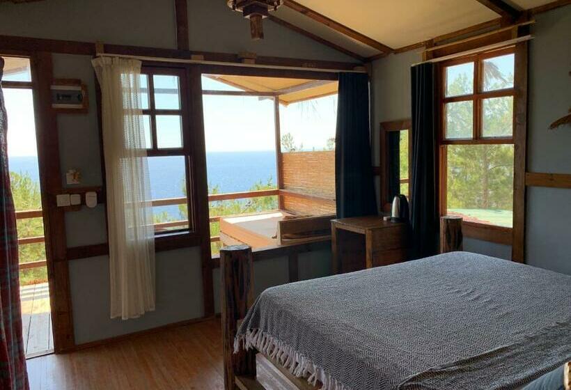 חדר דלוקס נוף לים, Honey Hill Faralya Forest Cabins By The Sea