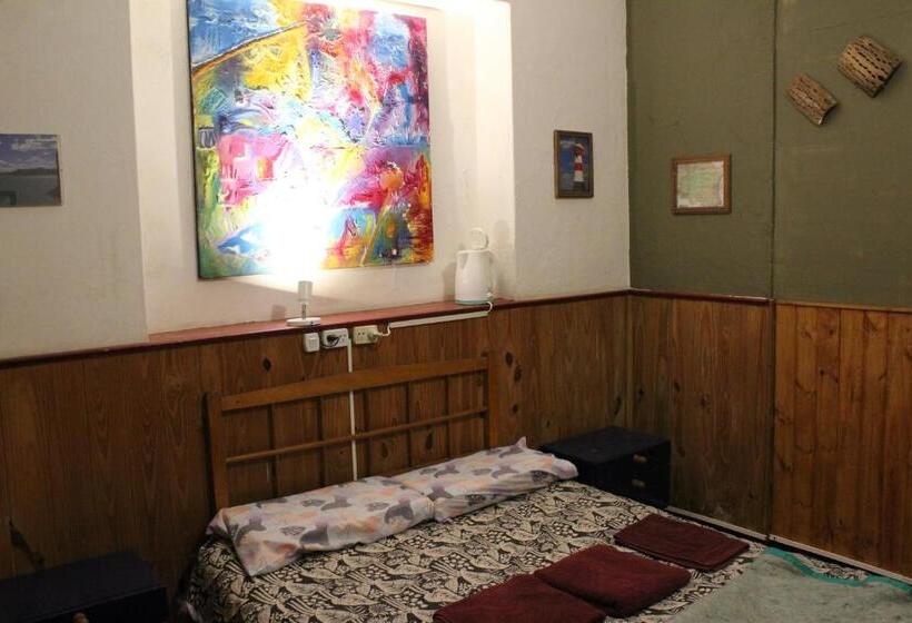 StandaardKamer, Abra Marina