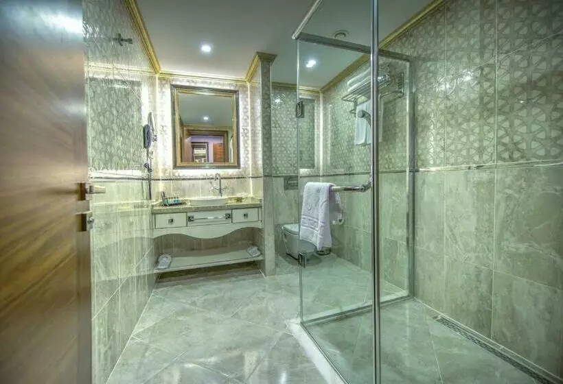 スタンダードシティビュールーム, Babillon Hotel Spa & Restaurant
