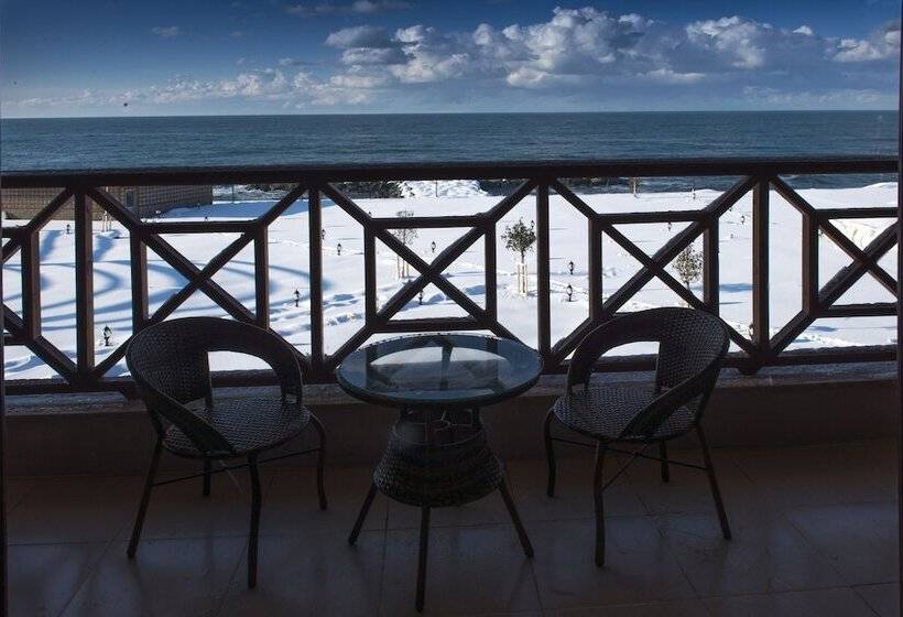 اتاق لوکس با چشم‌انداز دریا, Babillon Hotel Spa & Restaurant