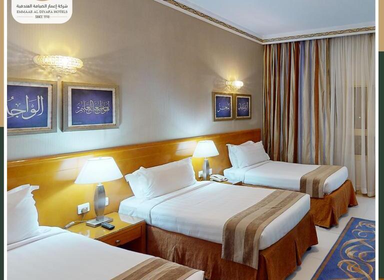 スタンダードトリプルルーム, Emaar Grand