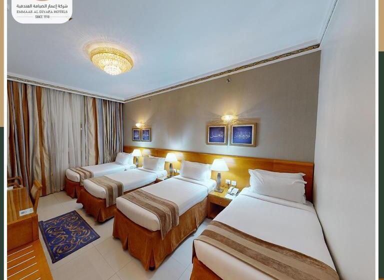 スタンダード4人部屋, Emaar Grand