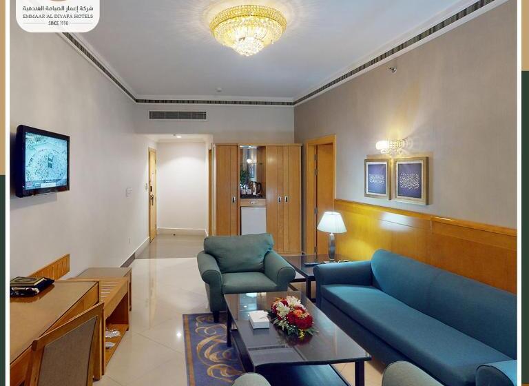 デラックススイート, Emaar Grand