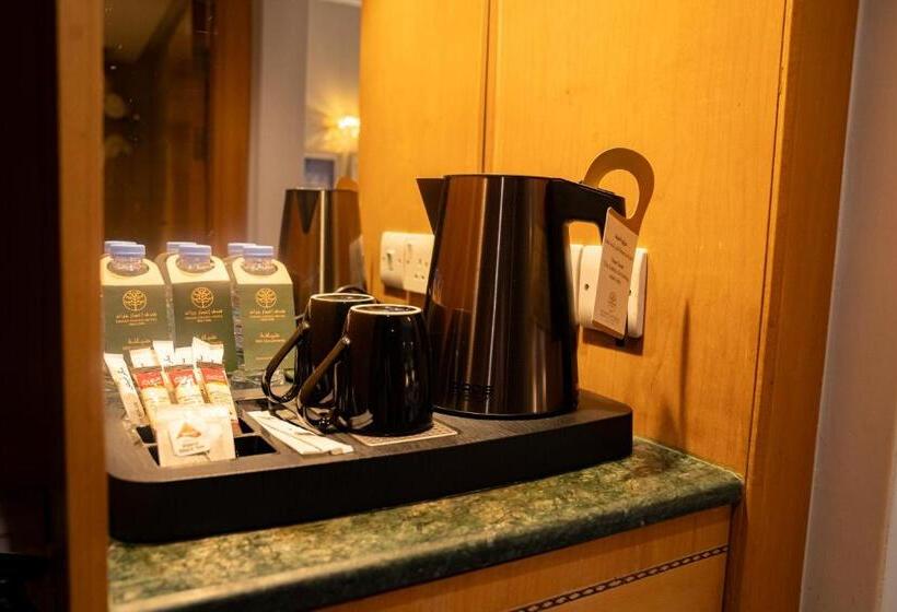 スタンダードトリプルルーム, Emaar Grand